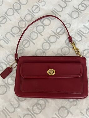 Coach Red Leather Turnlock Wristlet with Gold Hardware